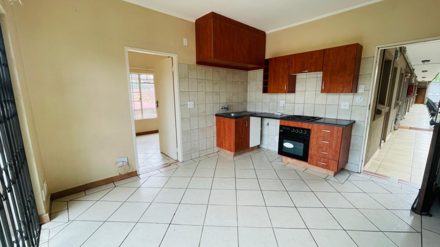 To Let 1 Bedroom Property for Rent in Die Bult North West